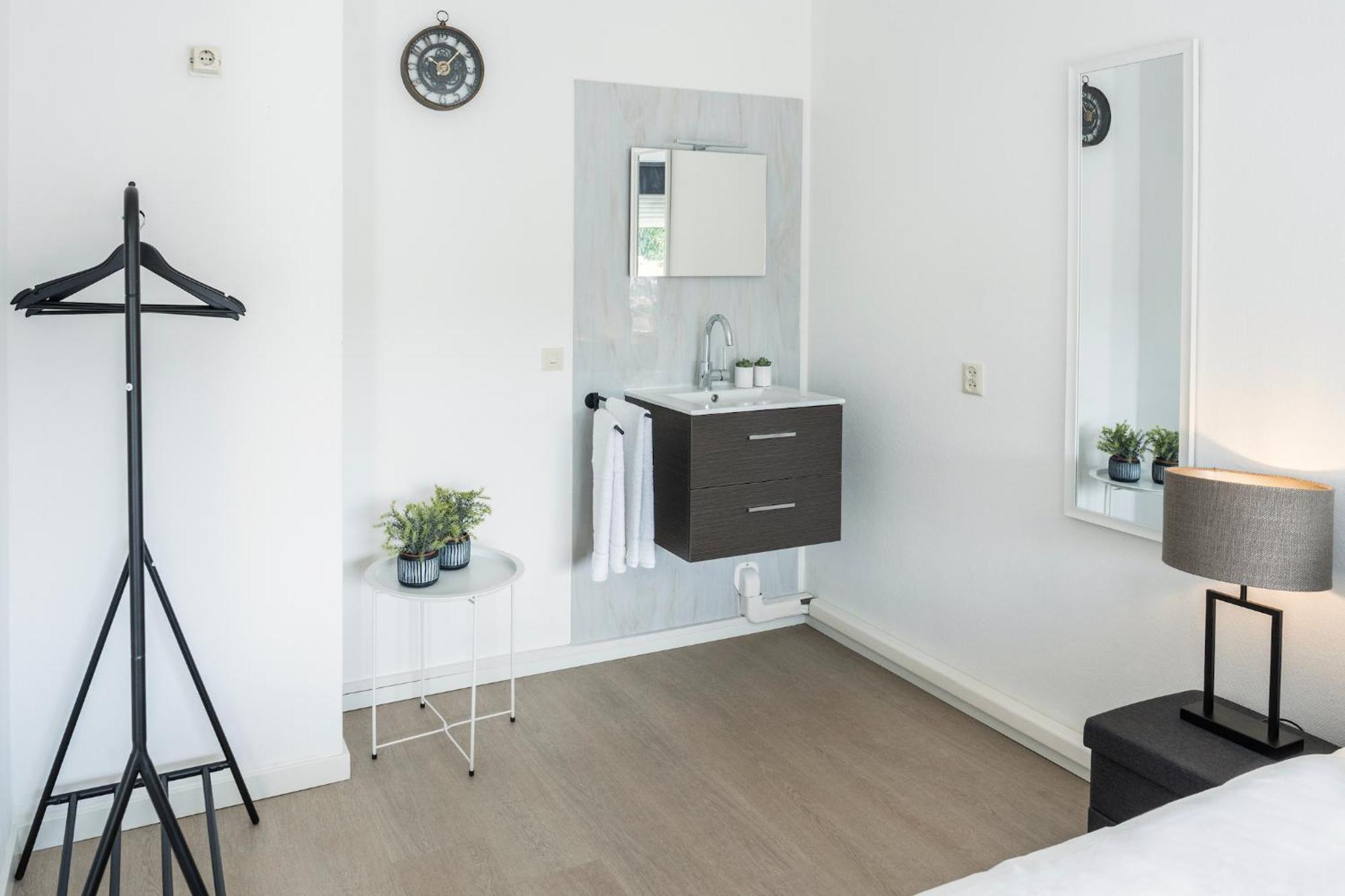 Prime Location Apt W Wifi & Near Poppodium 013 Tilburg Esterno foto